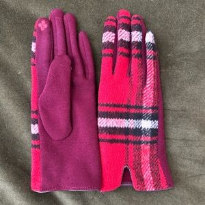 Plaid driving gloves with touch screen finger pad